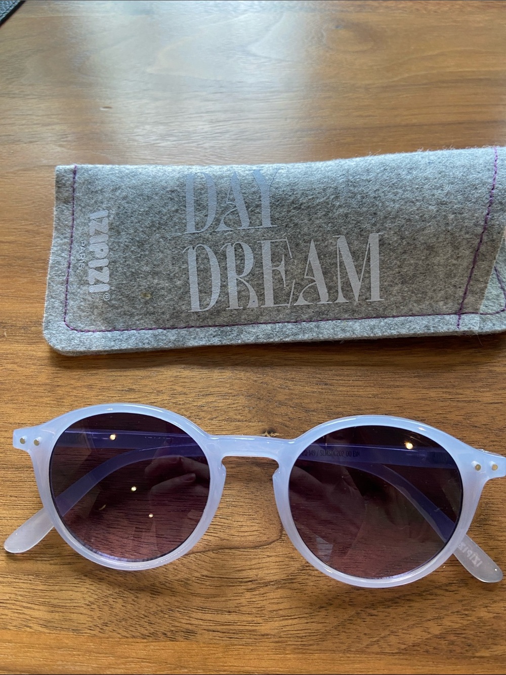 Day Dream Translucent Lilac Round Sunglasses